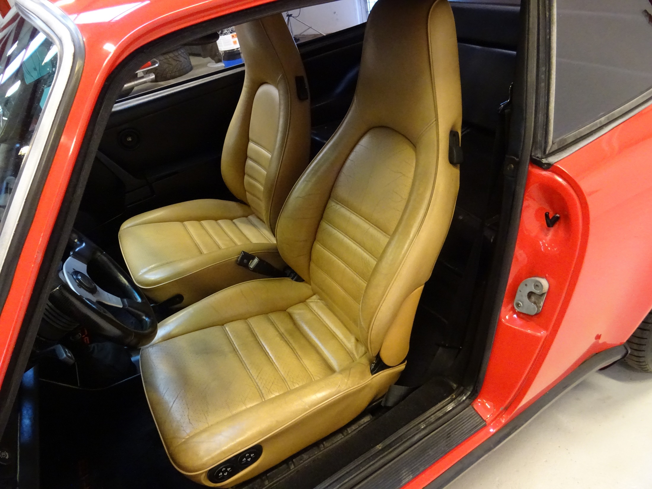 1969 Porsche 911 T Karmann Coupe 2.0L