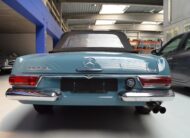 Mercedes-Benz 230 SL