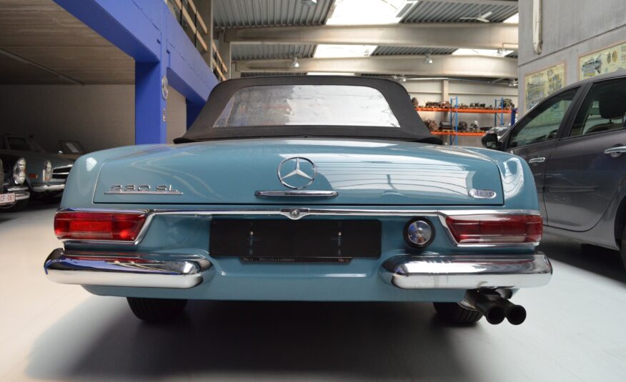 Mercedes-Benz 230 SL
