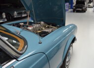 Mercedes-Benz 230 SL